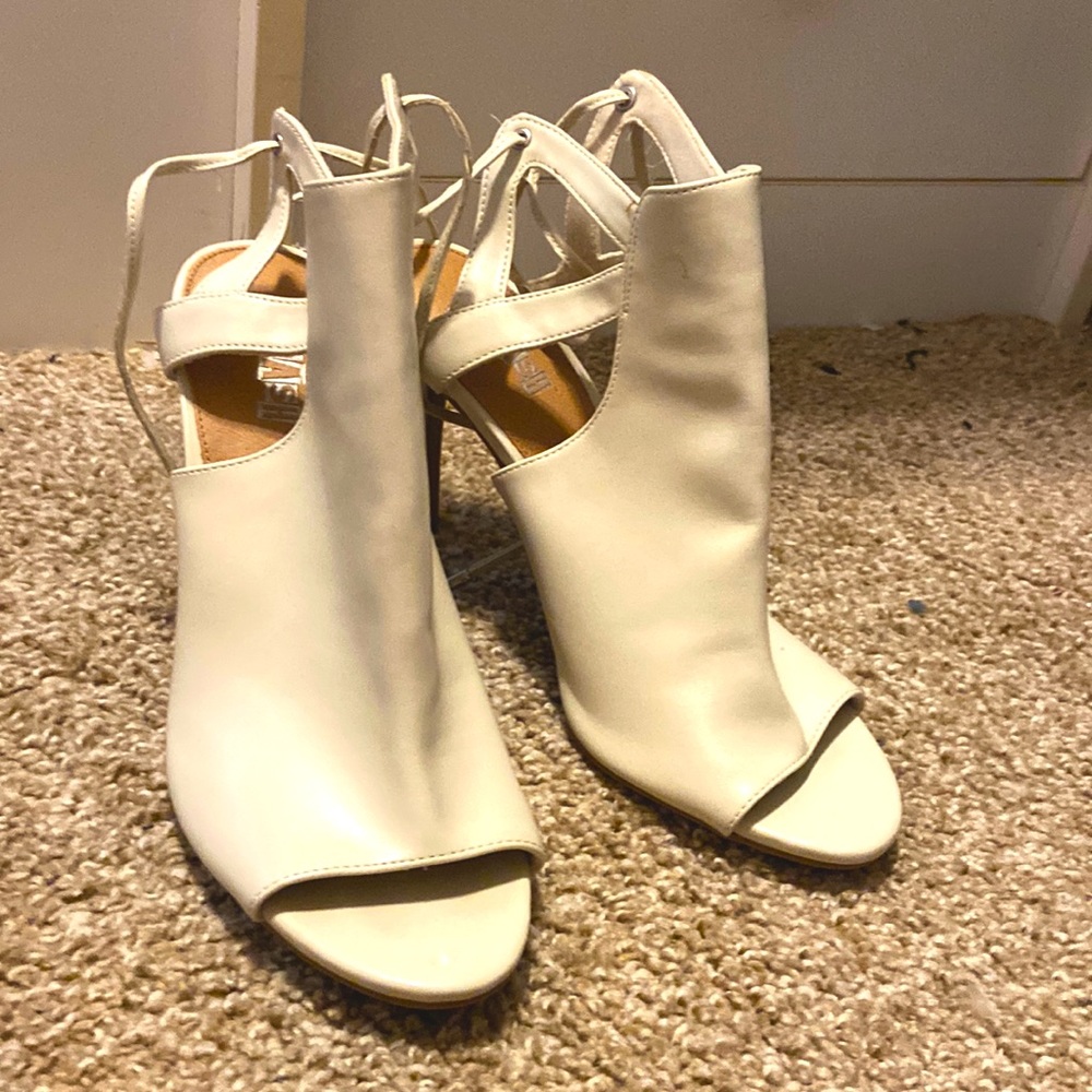Brash, cream, size 8 heels.